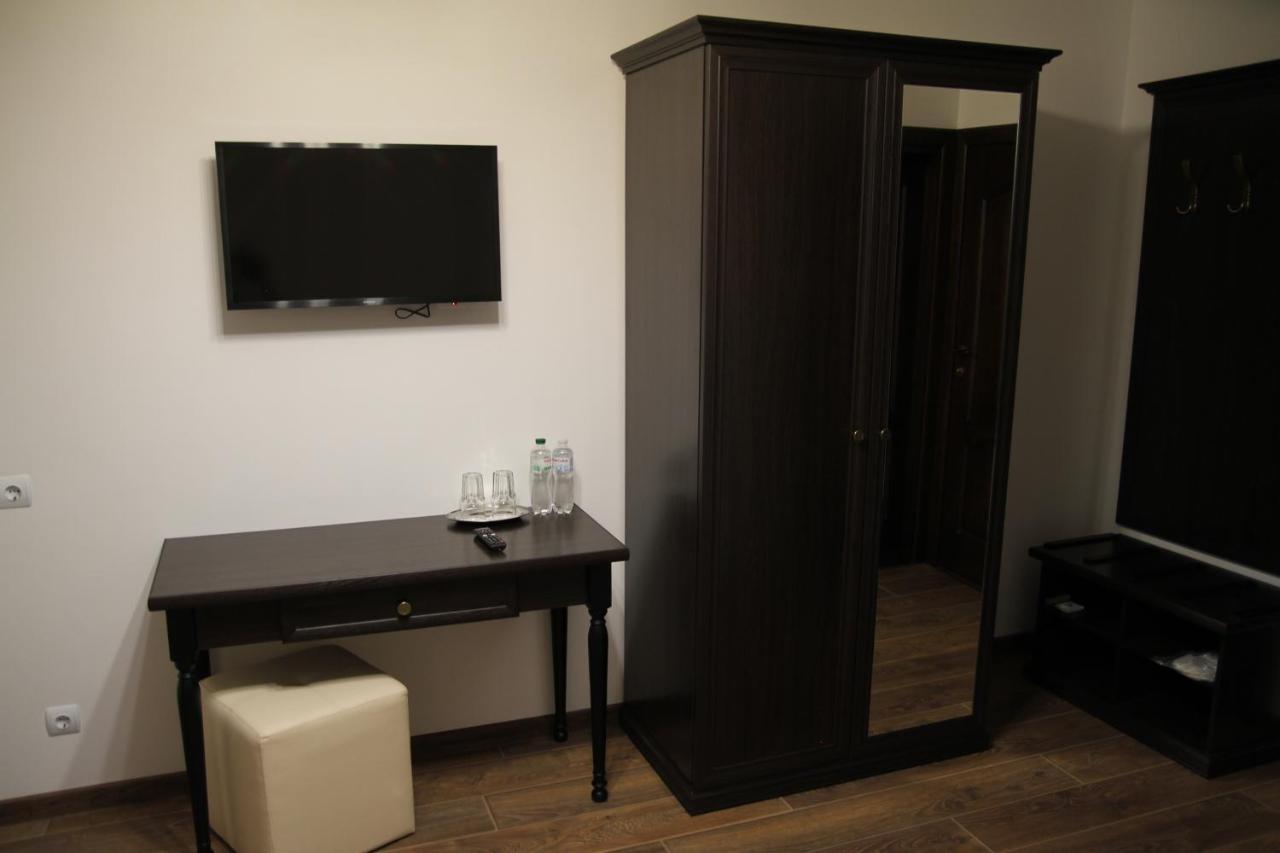 Купецький Двір Hotell Mizhhirya  Exteriör bild